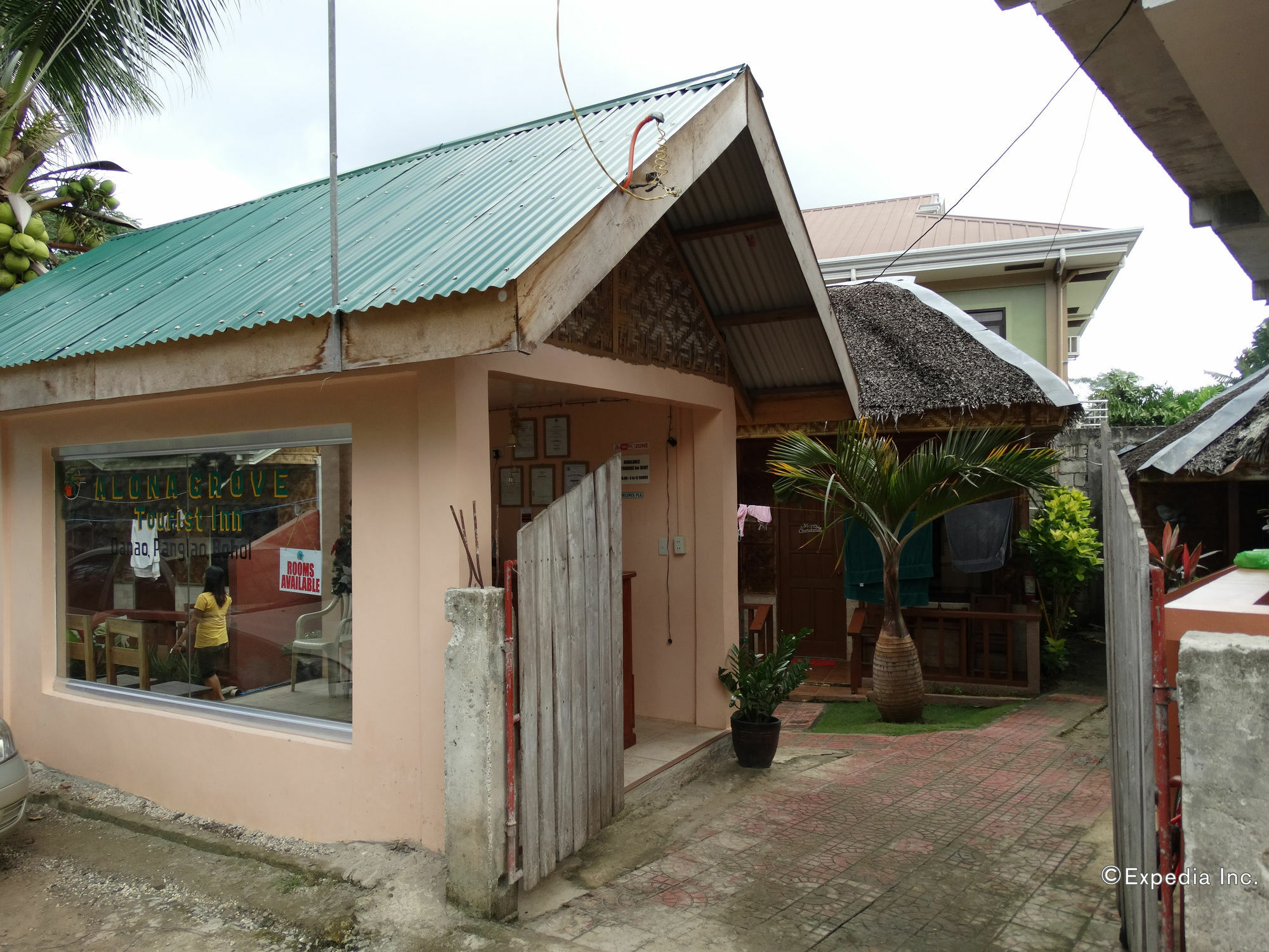 Alona Grove Tourist Inn Tawala  Luaran gambar
